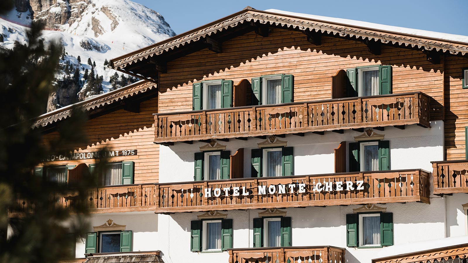 The facade of the Hotel Monte Cherz in Arabba